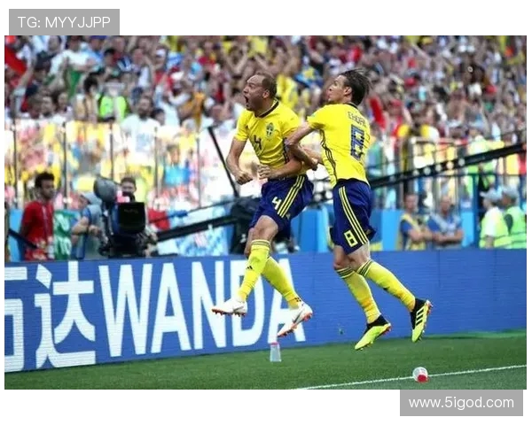 勇士与骑士第五场激战回顾：巅峰对决再现经典时刻